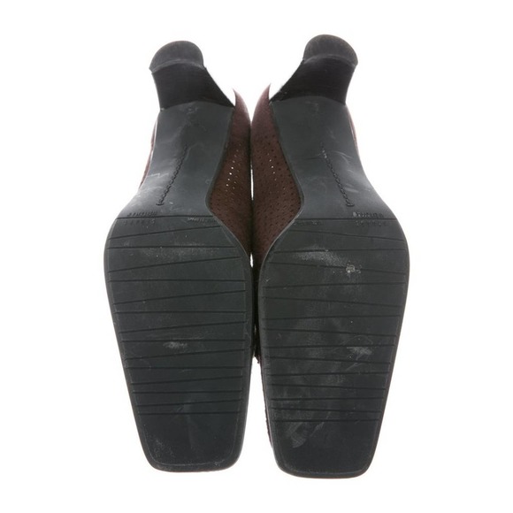 Stuart Weitzman Suede Pumps Square Toe Fringe Brown Buckle Size 8 Narrow - Picture 5 of 9